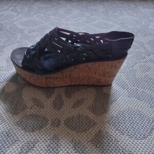 FINAL SALE Tory Burch Sandals